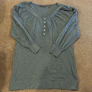 525 America Women’s Grey Give Button 3/4 Sleeve Top